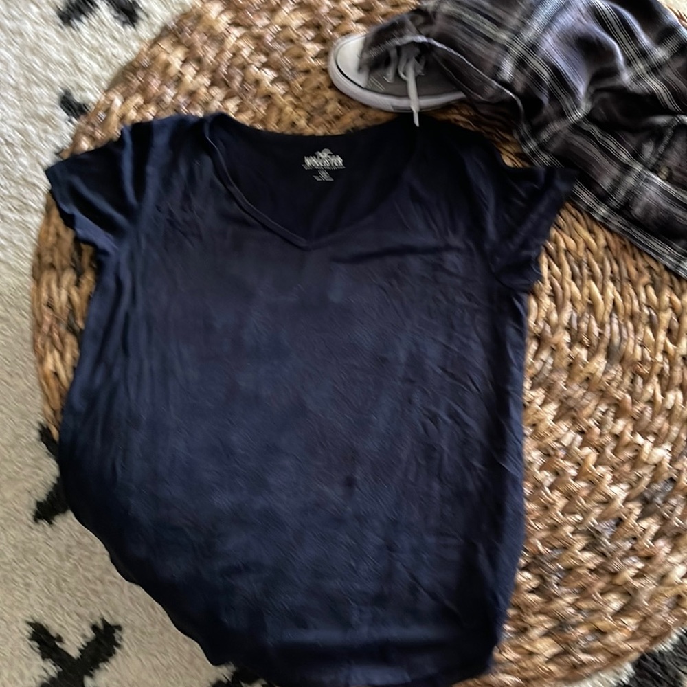 Black Hollister Tee